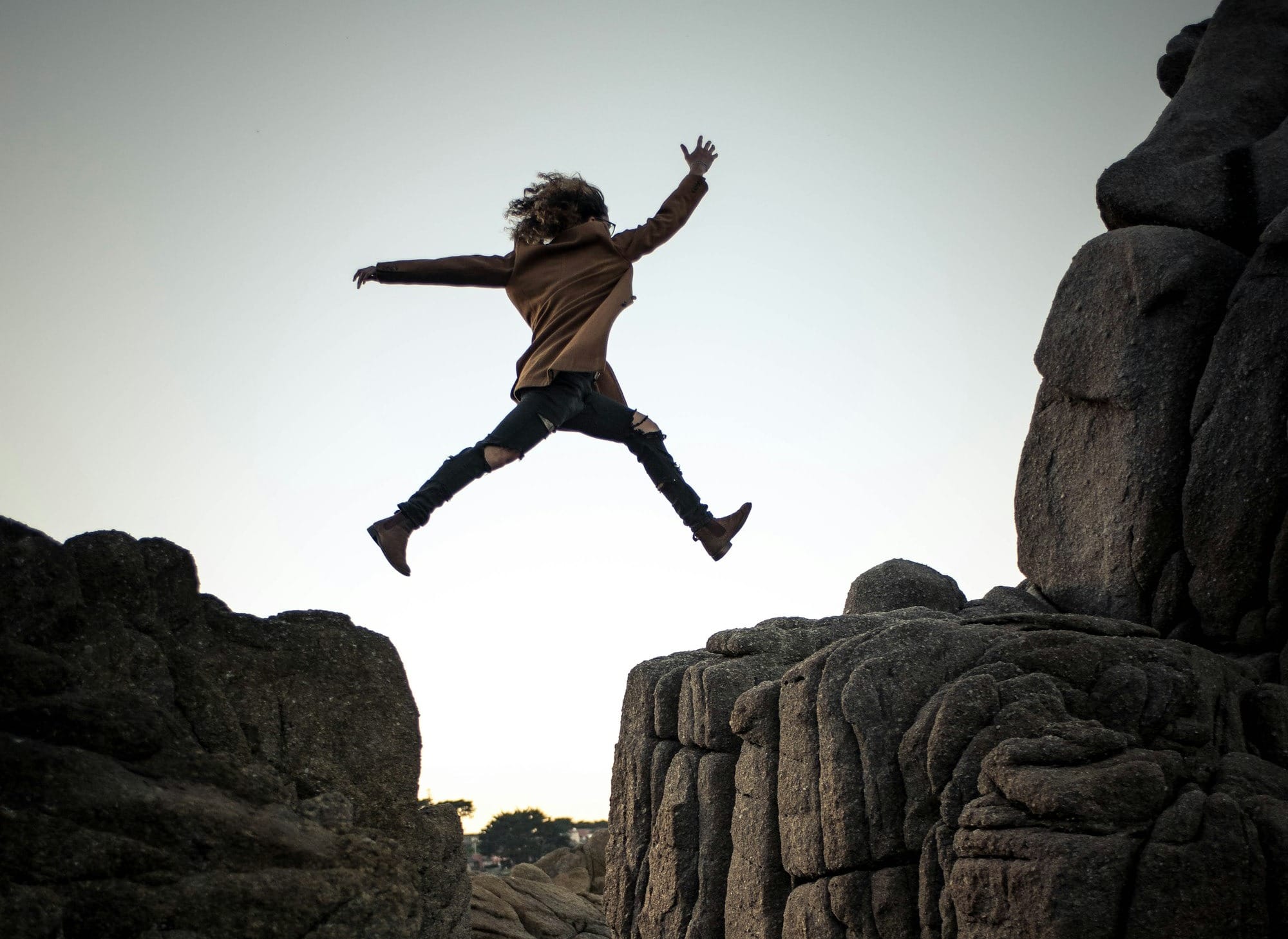 Conducting Cybersecurity Assessments for Web3 Projects: Smart Contract Auditing, Bug Bounty Programs, and Tooling